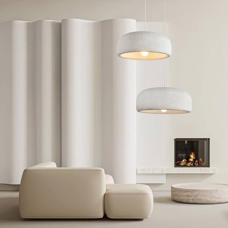 Suspension design avec abat-jour arrondi blanc Mango