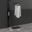 porte-vêtements nordique léger et moderne pour rangement élégant