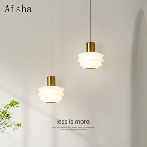 Transparent acrylic pendant light for minimalist interior decor - vue 2 sur 9