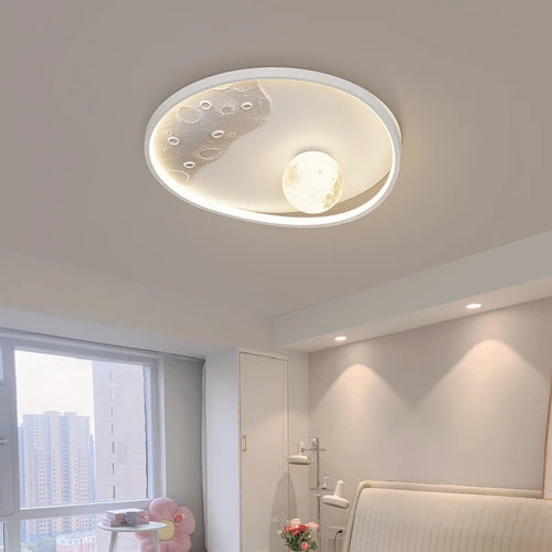 Minimalist nordic style LED ceiling light with eye protection, moon shape - vue 2 sur 11