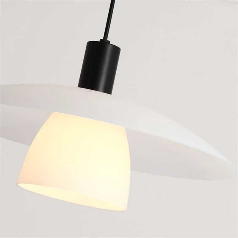 Nordic minimalist LED pendant light Danish designer flying saucer - vue 5 sur 16