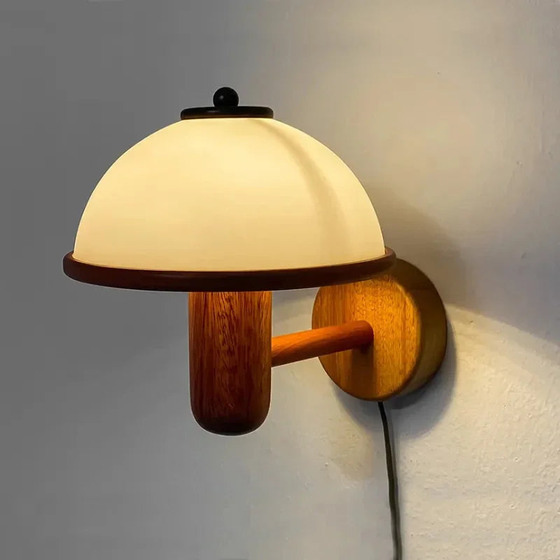 Nordic Retro Mushroom Wall Lamp with EU/US Plug, Wooden Bedroom Bedside Light, Living Room, Corridor LED Decorative Light - vue 4 sur 8