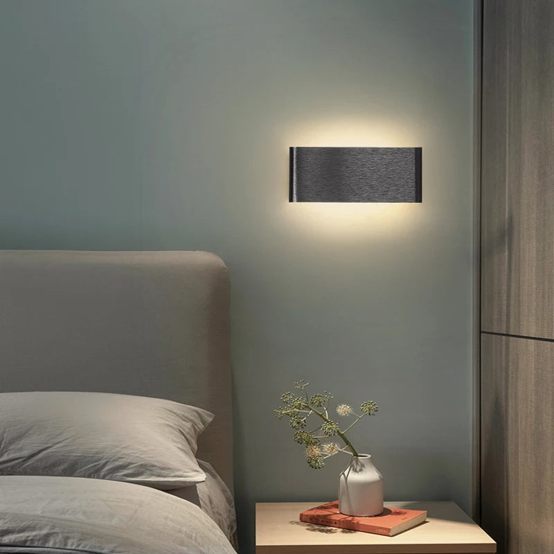 lampe de chevet led carrée en aluminium pour hôtel - vue 6 sur 14