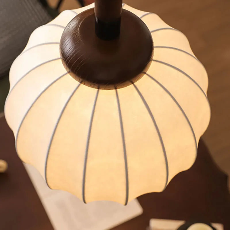 lustre de style chinois en soie et bois pour maison et magasin - vue 6 sur 7