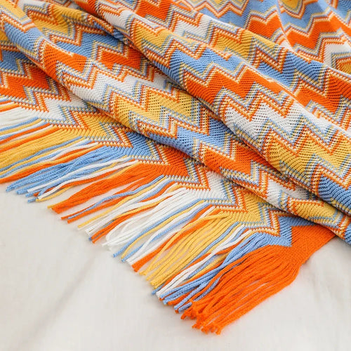 plaid boheme tisse a carreaux avec pompons doux