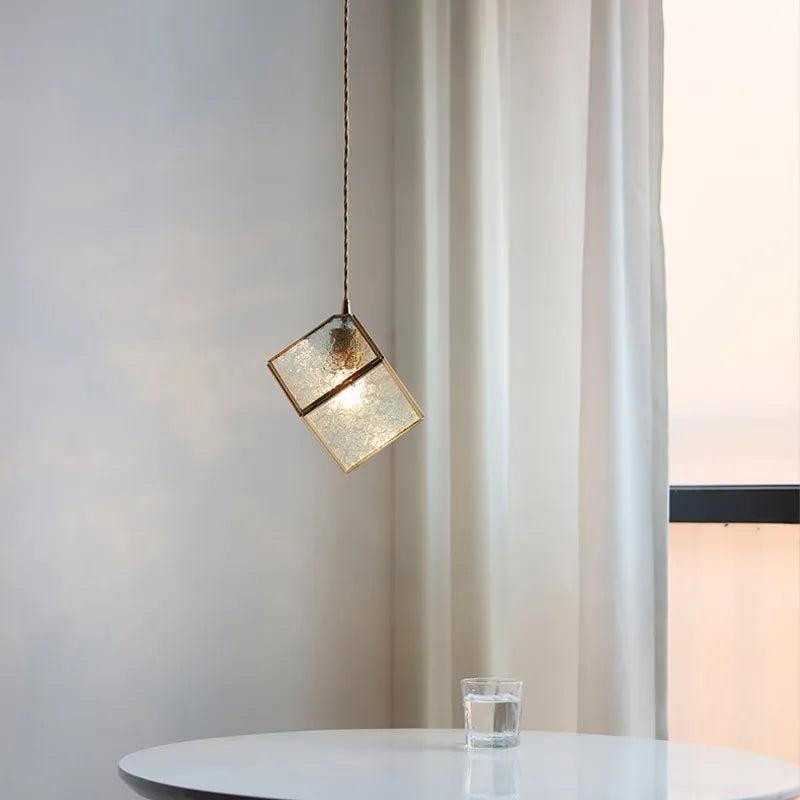 Suspension en verre transparent à motif géométrique - vue 4 sur 16