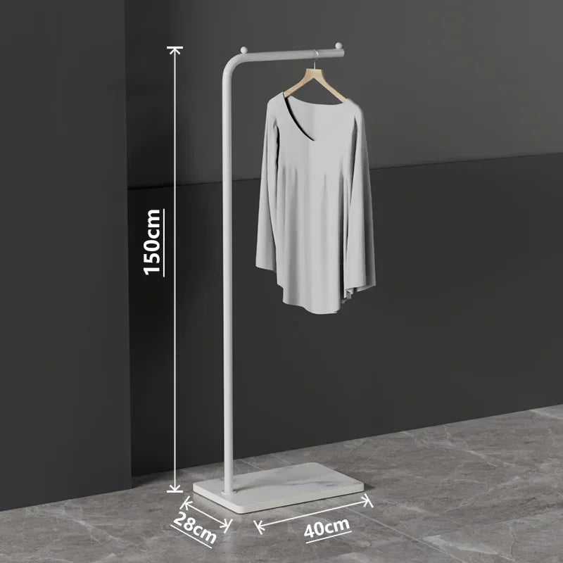 porte-vêtements nordique léger et moderne pour rangement élégant