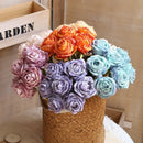 bouquet de roses artificielles pour décoration et photographie