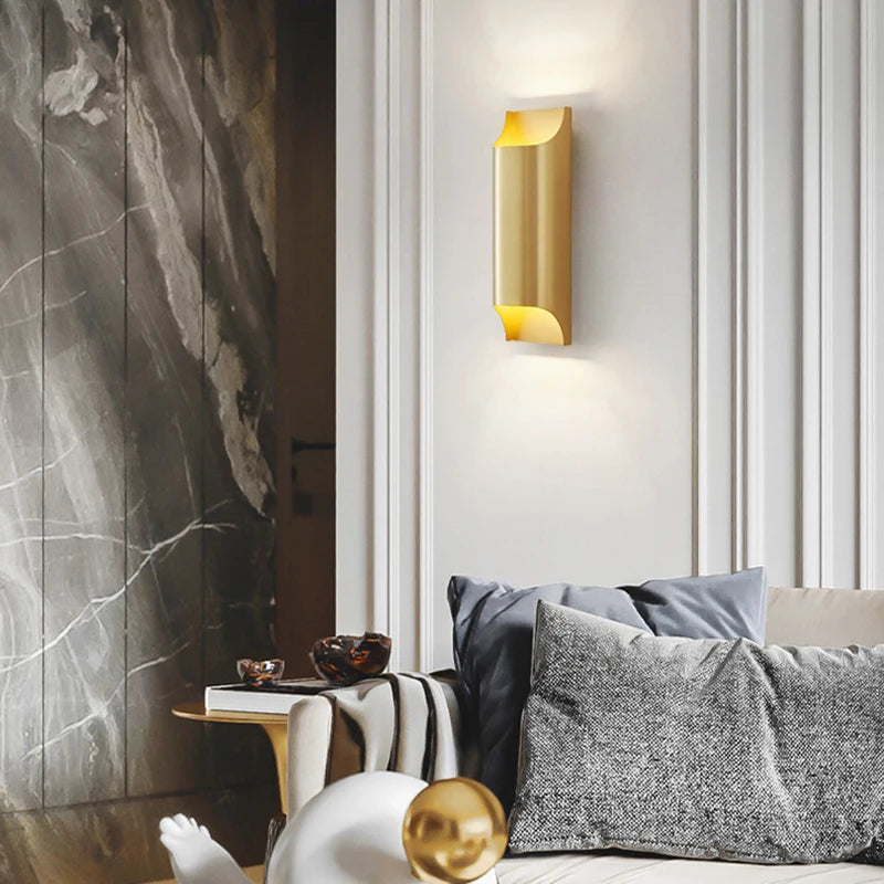 applique murale minimaliste en cuivre pour intérieur - vue 4 sur 10