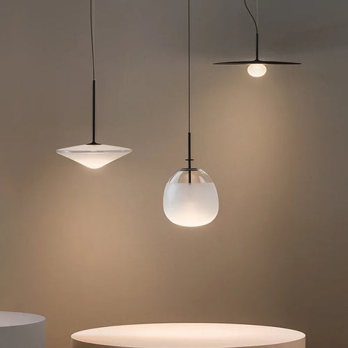 lustre suspendu en forme de verre design élégant