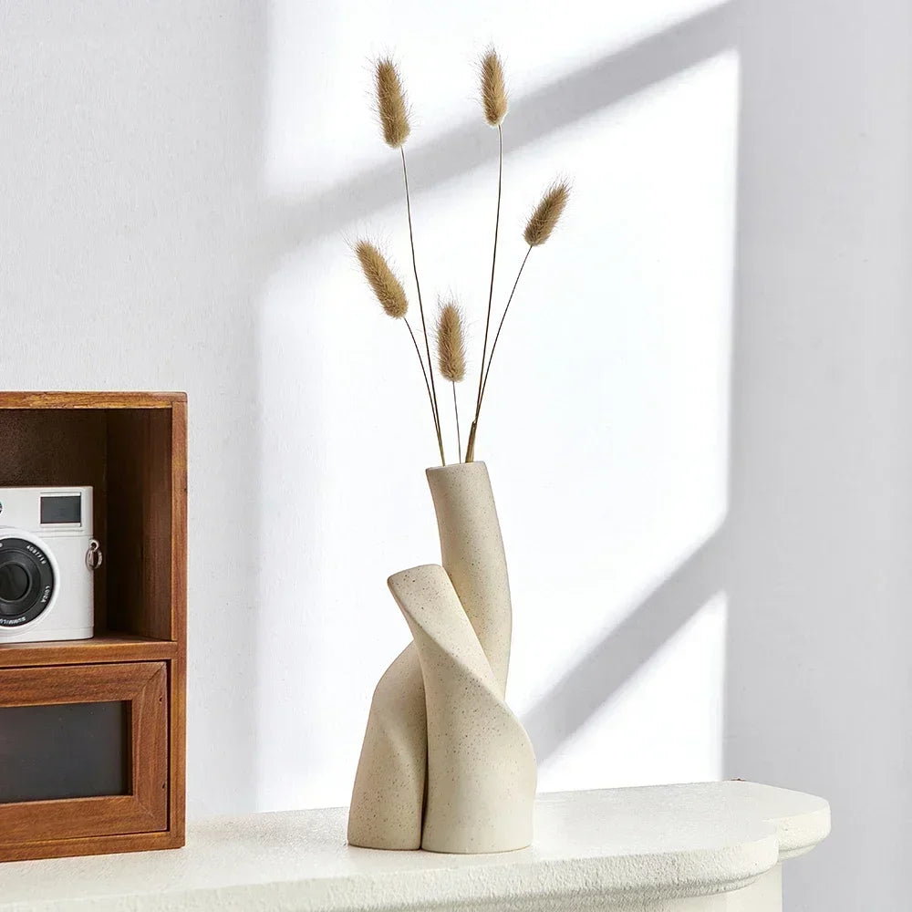 vase moderne en céramique givrée fait main pour fleurs séchées - vue 2 sur 8