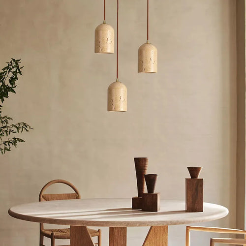 suspension en bois et pierre naturelle pour café