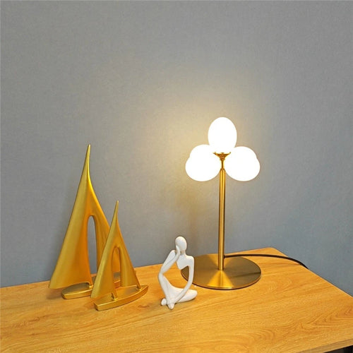 Minimalist glass egg-shaped chandelier for modern lighting - vue 7 sur 9