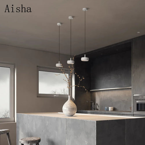 Nordic aluminium pendant light for minimalist decor - vue 3 sur 9