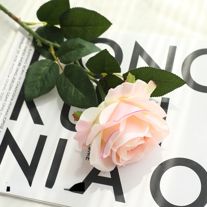 fleurs artificielles décoratives pour une ambiance agréable - vue 16 sur 17