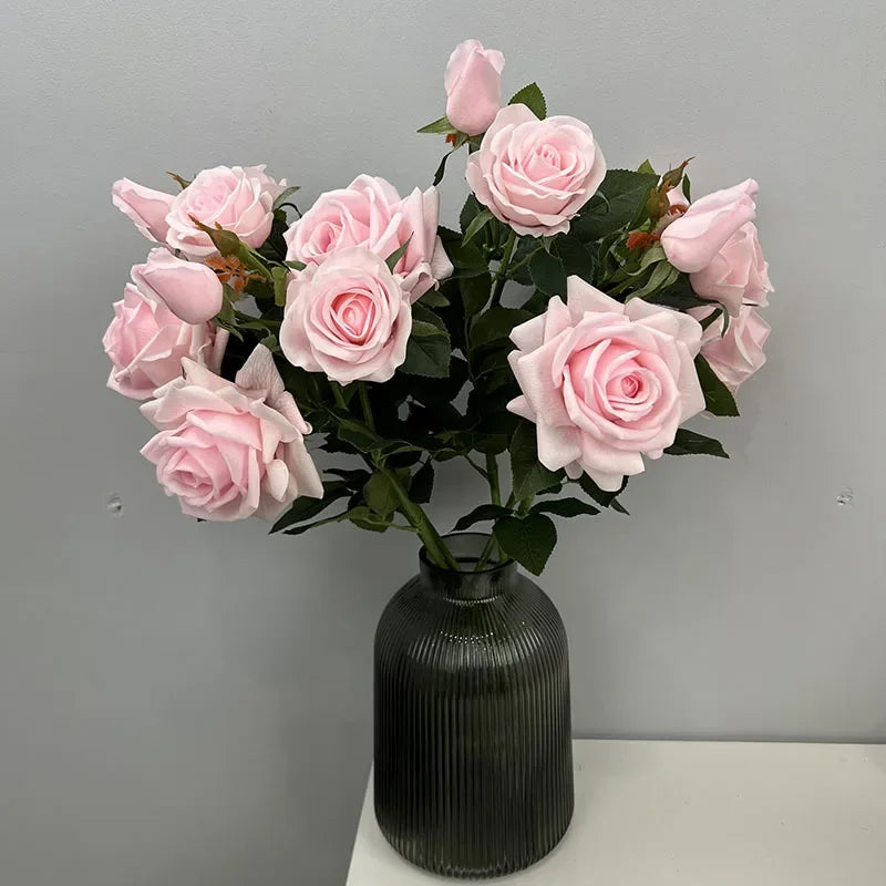 Realistic artificial flowers for party and event decoration - vue 3 sur 13