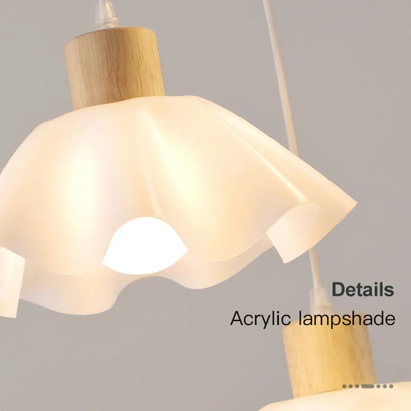lustre suspendu en bois pour une décoration moderne