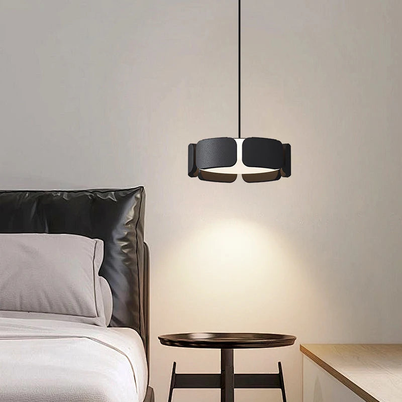 Italian minimalist style adjustable LED chandelier for modern decor - vue 6 sur 14