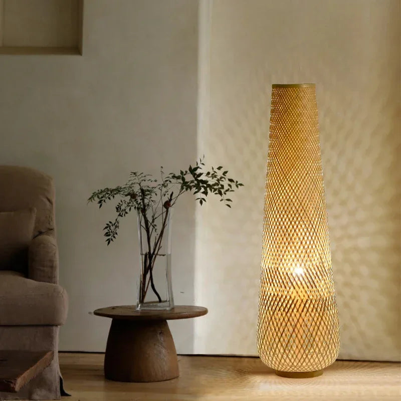 lampadaire japonais zen en bambou pour décoration intérieure