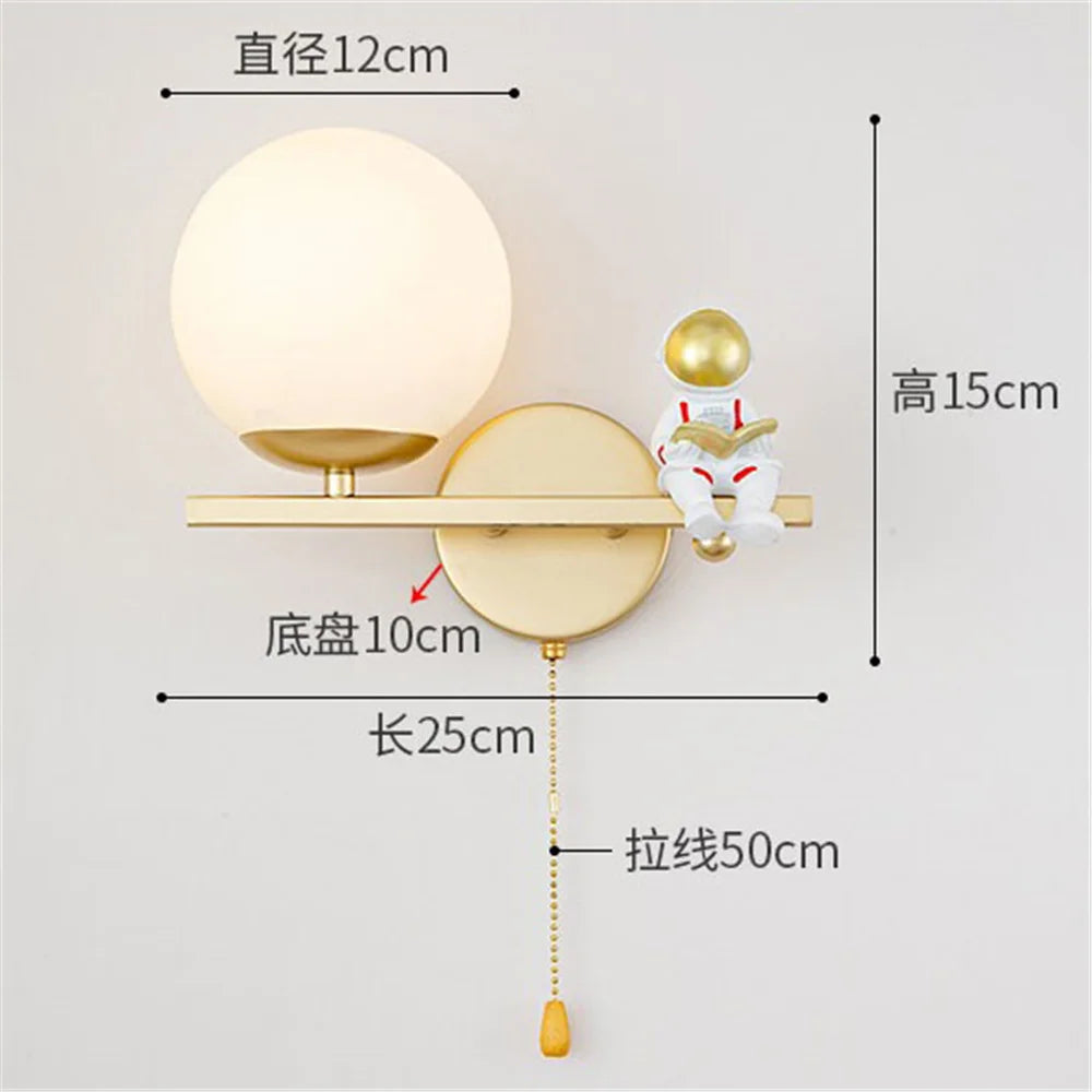 applique murale led astronaute en verre doré pour chambre enfant - vue 7 sur 8