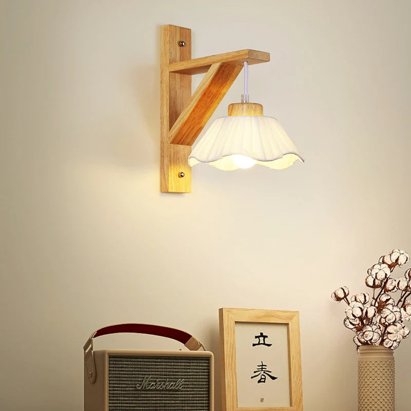 Japanese Wood Wall Lamp Wabi-sabi Style Bedside Light Fabric Lampshade Chinese Lantern Wall Light for Living Room Restaurant E27 - vue 4 sur 8