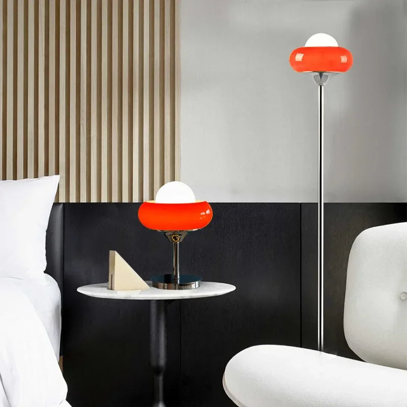 lampe à poser moderne de styliste pour décoration rétro