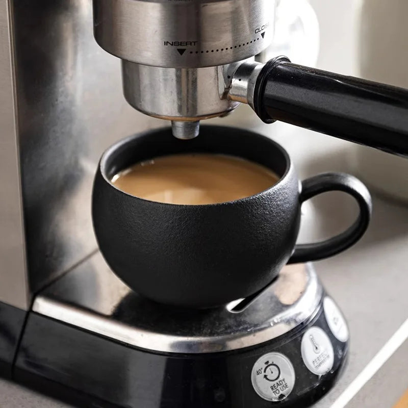 Tasse retro ceramique avec soucoupe motif pierre brute - vue 4 sur 6