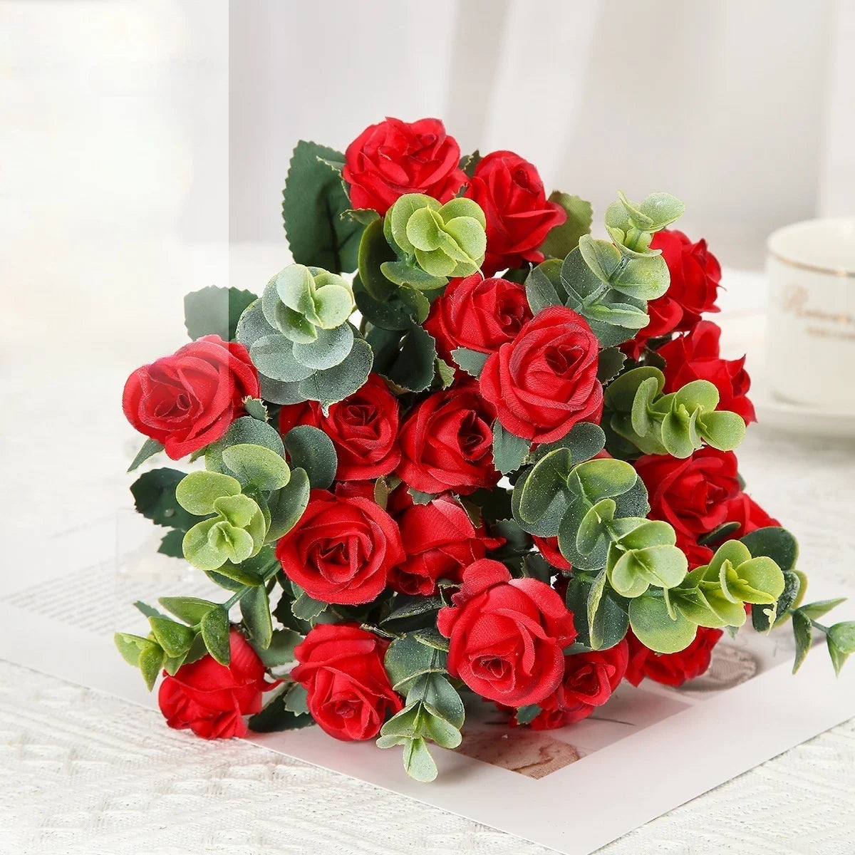 lot de 10 roses artificielles bouquet avec eucalyptus et pivoines décoratif - vue 5 sur 10