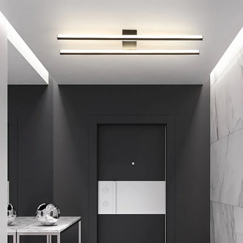 Minimalist nordic style LED wall light for indoor use