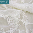 Voilage brodé fleurs festonné style classique romantique fenêtre