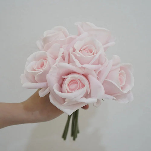 Realistic artificial rose bouquets for versatile decorations - vue 11 sur 12