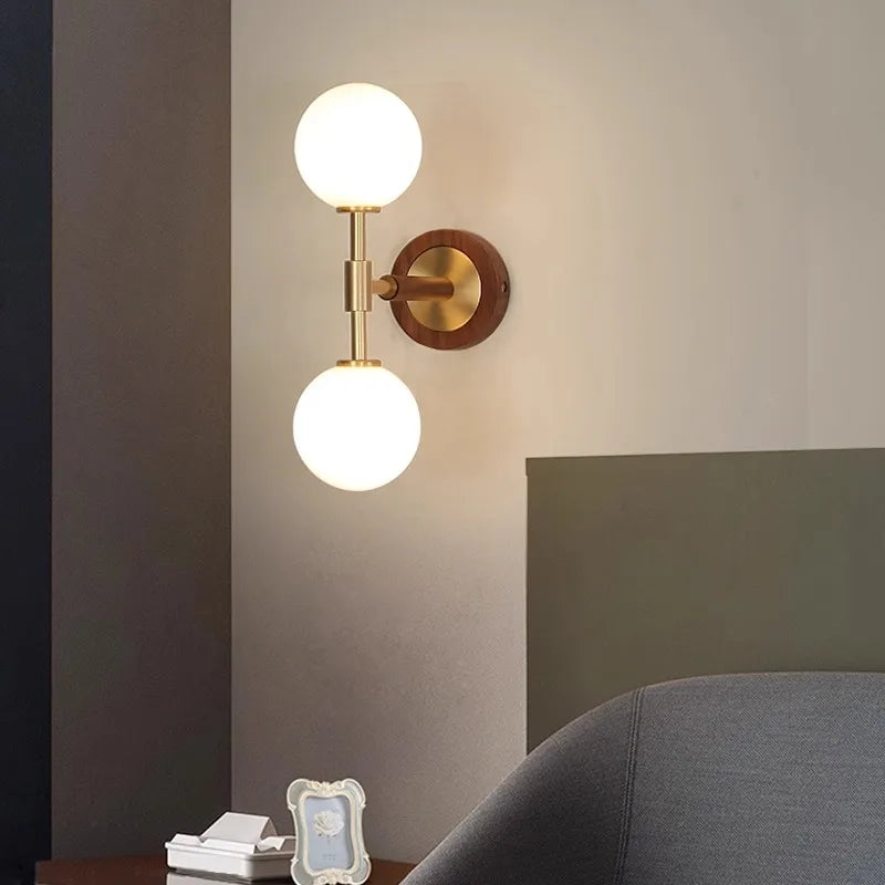 Walnut Wood Glass Sphere Brass, Wabi-sabi Simple Modern Vintage style, Wall Sconce lighting for Bedroom, Bedside, Dining Room - vue 5 sur 8
