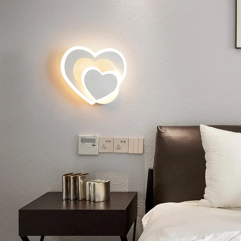 LED heart-shaped wall lamp, simple Nordic love wall lamp, creative bedroom, living room, corridor, background wall, bedside lamp - vue 6 sur 12