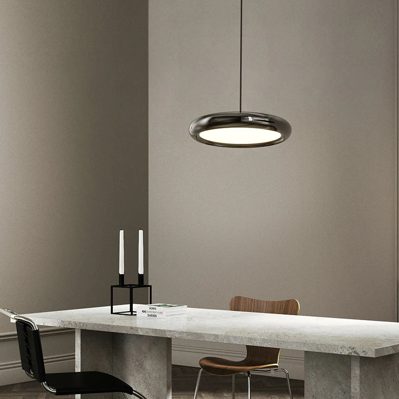 Suspension LED design créatif minimaliste pour divers endroits