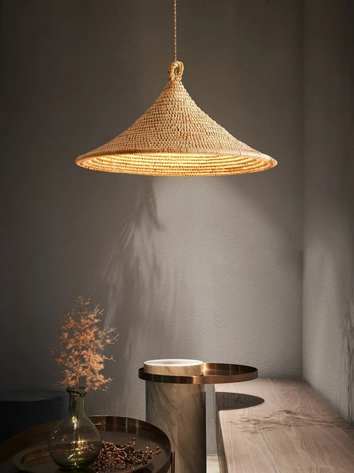 Lustre de style japonais tressé en rotin clair - vue 4 sur 10