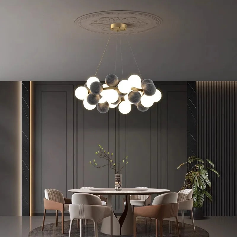 Lustre au design moderne pour décoration intérieure - vue 5 sur 18