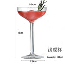 verres à pied élégants cocktail champagne martini vin
