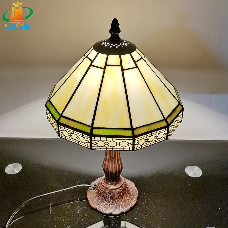 lampe à poser minimaliste scandinave en maille géométrique antique - vue 2 sur 6