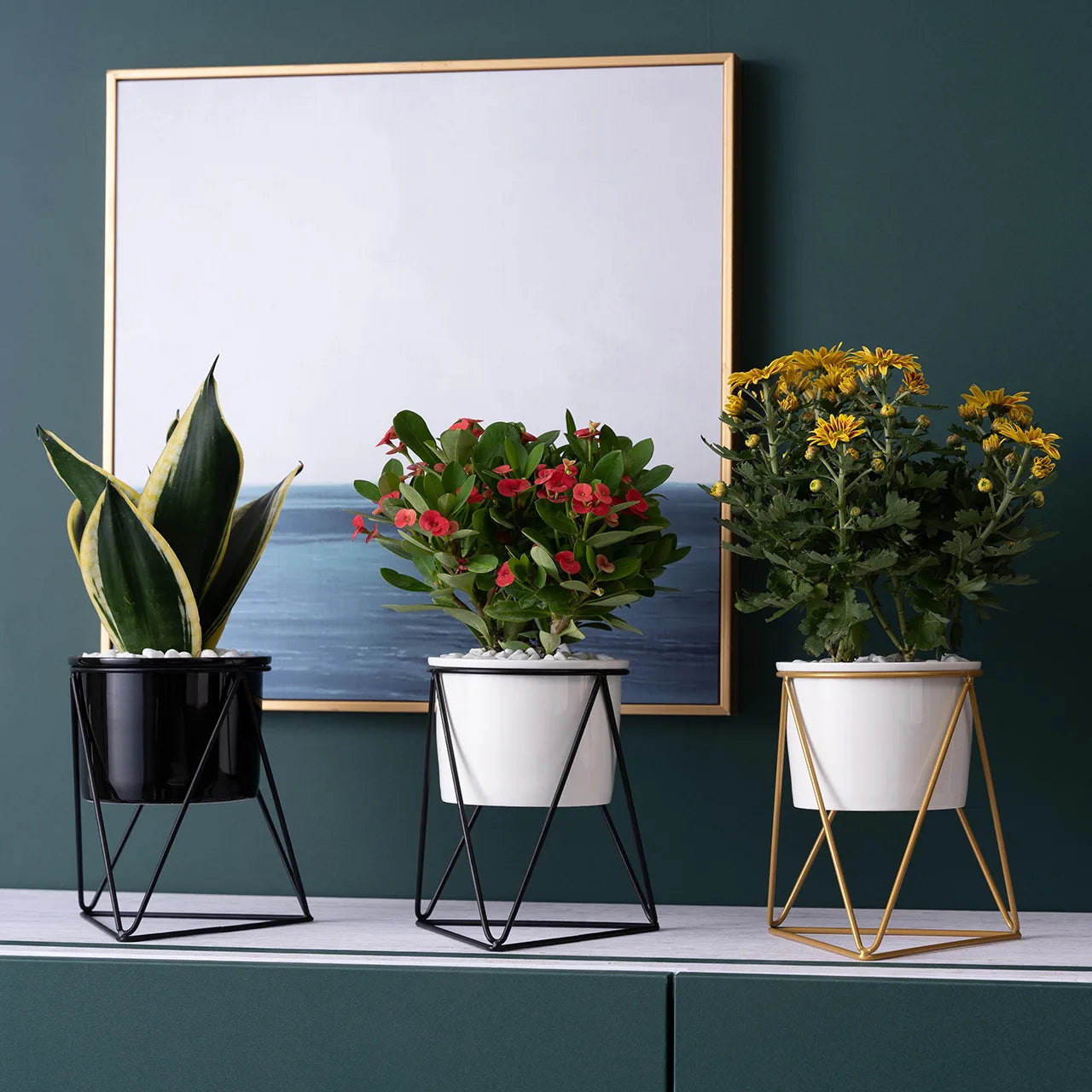 White Ceramic Vase, with Bracket Small White Vase, Round Ceramic Flower Vase, for Modern Nordic Home Decor, Living Room, Office - vue 3 sur 8