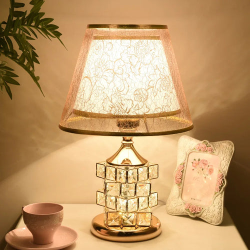 lampe de table en cristal moderne pour décoration intérieure élégante - vue 6 sur 10