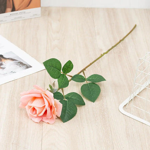 Realistic artificial rose branch for decoration and photography - vue 9 sur 11