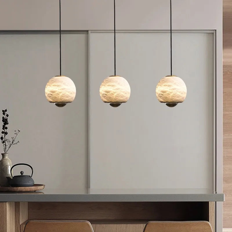 High end Nordic postmodern design bedside lamp, Spanish marble entrance balcony small pendant lamp, industrial style restaurant - vue 3 sur 7
