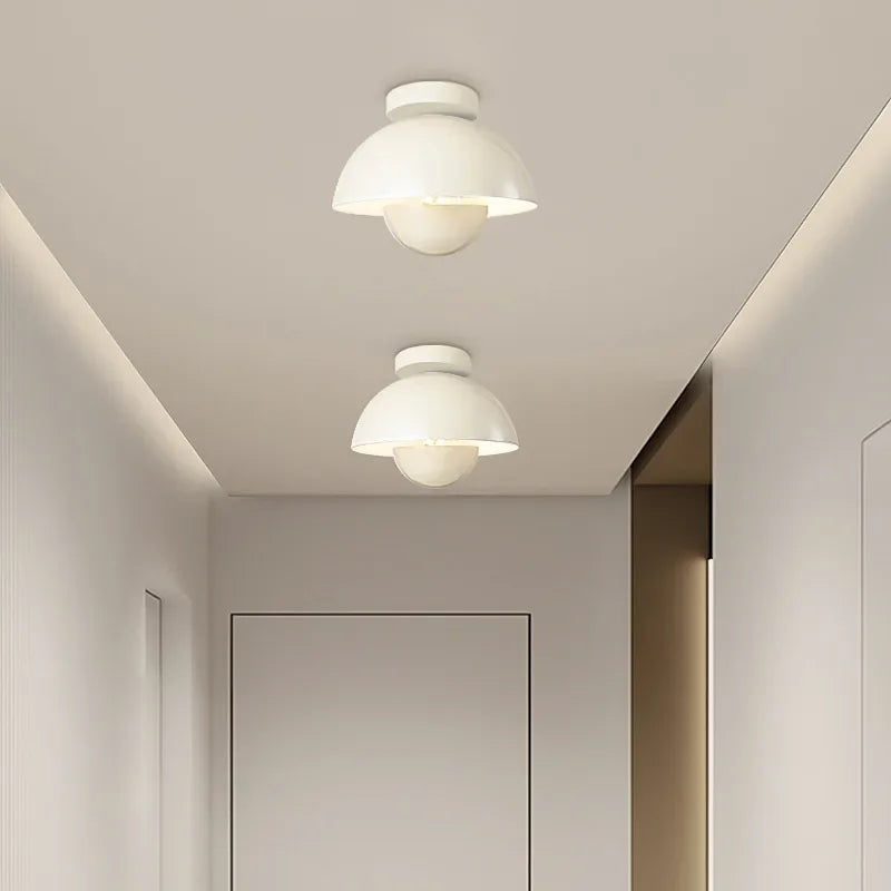 plafonnier led semi-circulaire moderne pour allée balcon escalier - vue 4 sur 12
