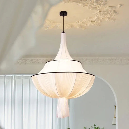 Suspension médiévale française design artistique nordique