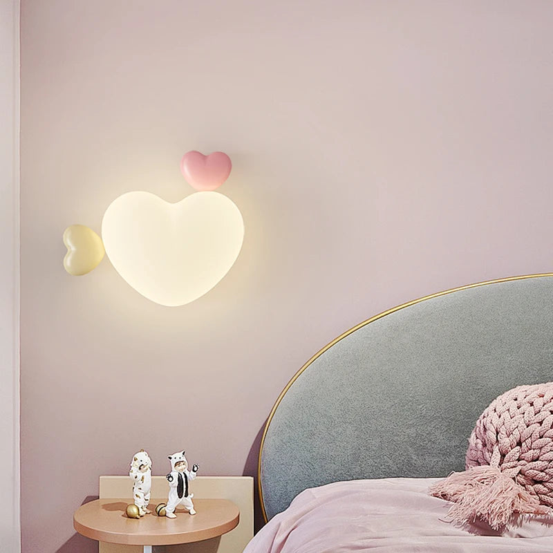 applique murale led romantique couronne coeur nuage pour enfants - vue 3 sur 12