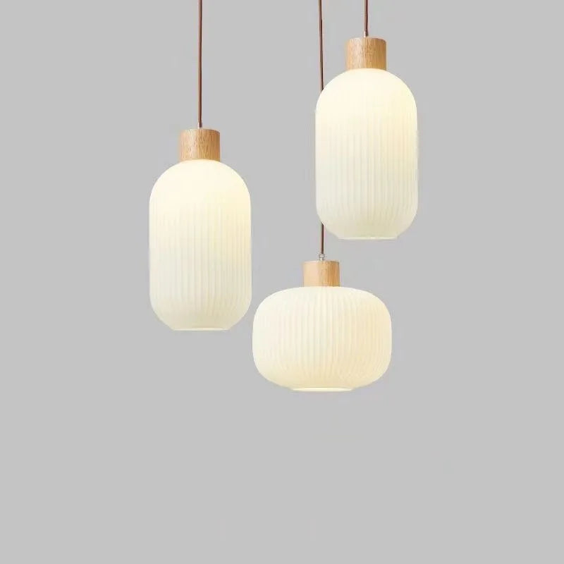 suspension en verre avec décor nordique en bois - vue 4 sur 11