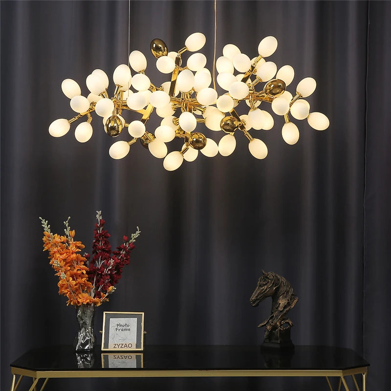 lustre moderne en or en forme de raisin pour intérieur élégant - vue 6 sur 11