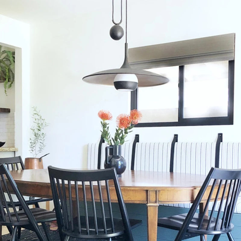 lustre minimaliste design ovni pour intérieur moderne créatif - vue 4 sur 7