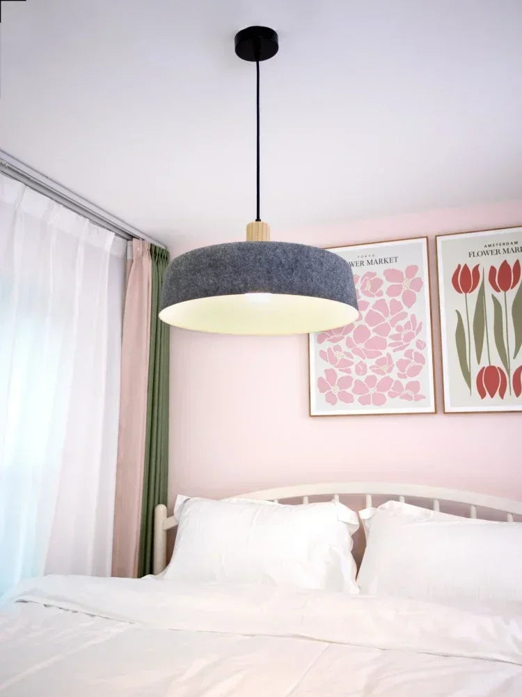 Modern minimalist chandelier for elegant and contemporary interior decor - vue 5 sur 8