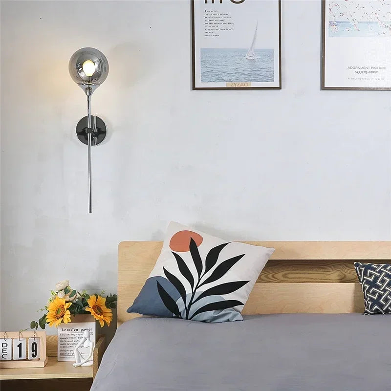 applique murale moderne en verre et chrome doré pour décoration intérieure - vue 3 sur 15